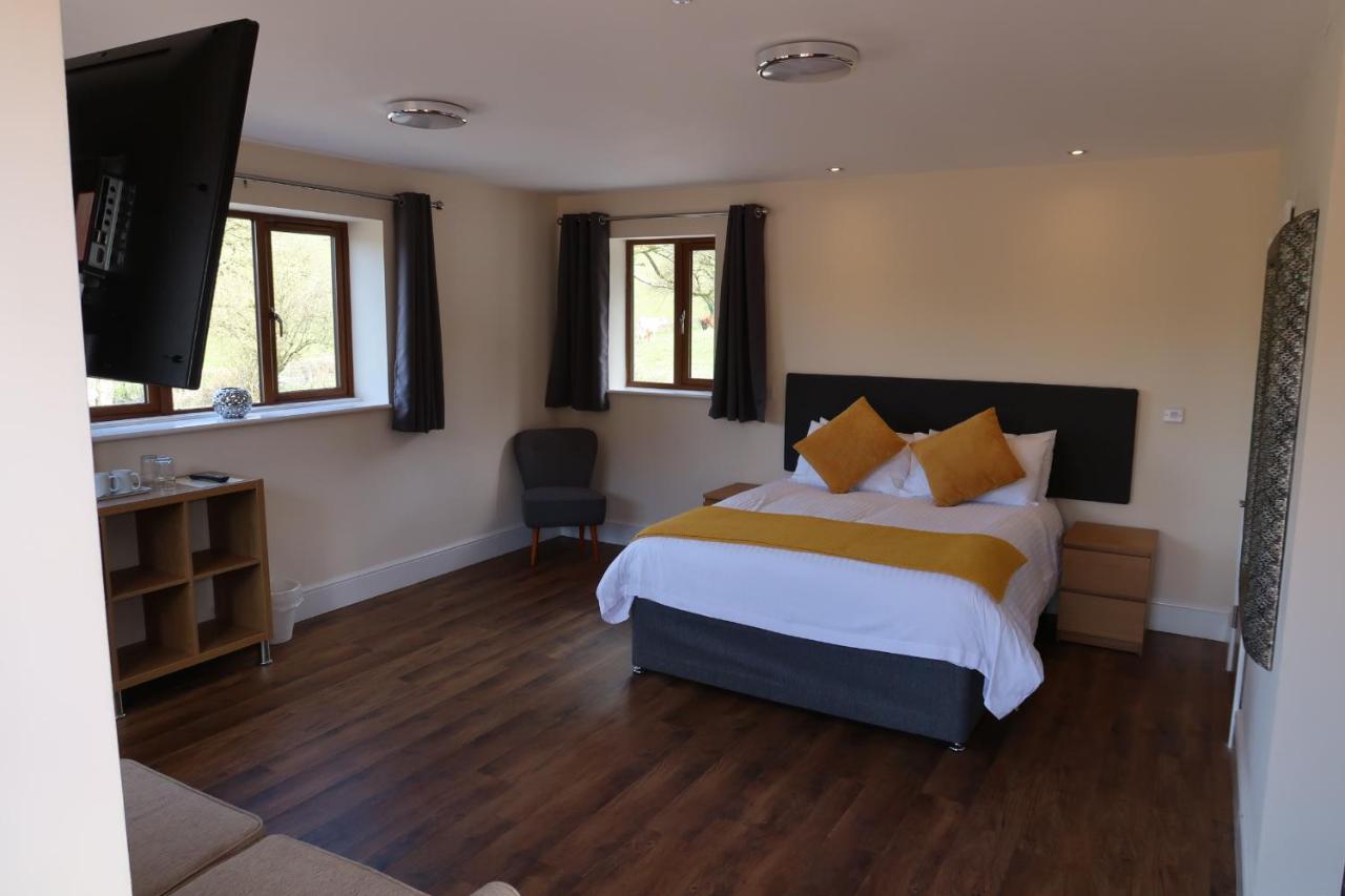 Lillypool Farm Hotel Shipham Bagian luar foto